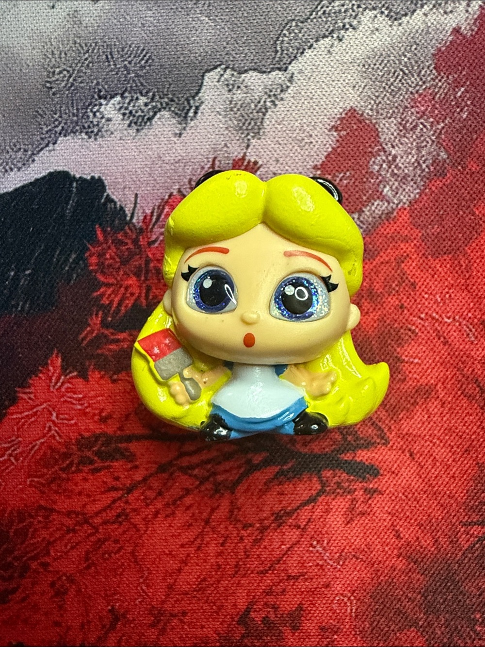 Alice in Wonderland doorables